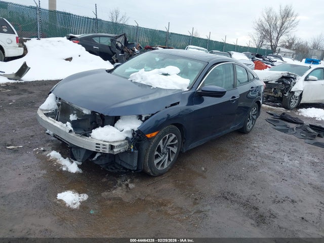 Honda CIVIC EX 2018 2HGFC2F75JH534790 Image 2