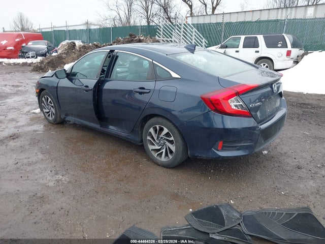Honda CIVIC EX 2018 2HGFC2F75JH534790 Image 3