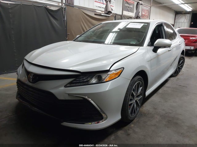 4T1F11BK3RU122672 Toyota CAMRY XLE