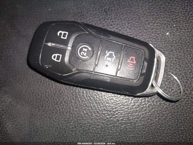 1FM5K8D81GGC11400 Ford EXPLORER XLT