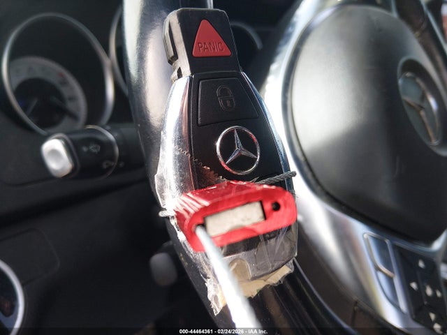 44464361 :رقم المزاد ، WDDGJ4HB3EG259868 vin ، 2014 Mercedes-benz C 250 مزاد بيع