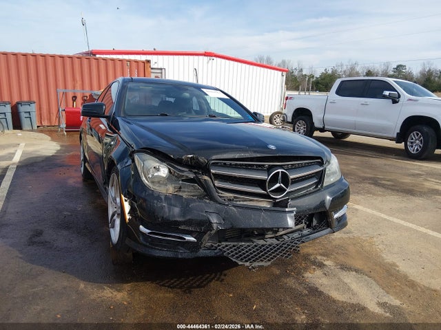 44464361 :رقم المزاد ، WDDGJ4HB3EG259868 vin ، 2014 Mercedes-benz C 250 مزاد بيع