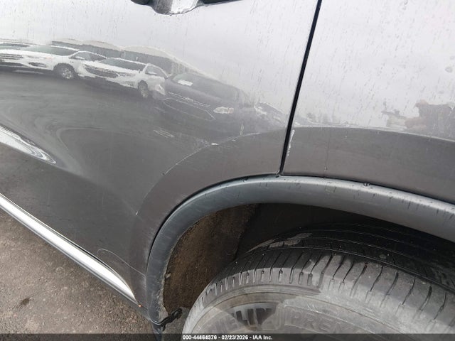 1C4RDJAG9JC395082 Dodge Durango Sxt Awd