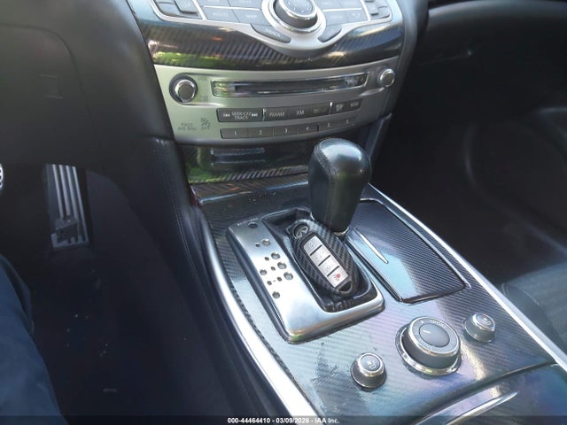 44464410 :رقم المزاد ، JN1AY1AP8BM520797 vin ، 2011 Infiniti M56 مزاد بيع
