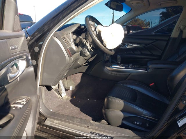44464410 :رقم المزاد ، JN1AY1AP8BM520797 vin ، 2011 Infiniti M56 مزاد بيع