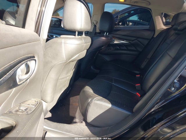44464410 :رقم المزاد ، JN1AY1AP8BM520797 vin ، 2011 Infiniti M56 مزاد بيع