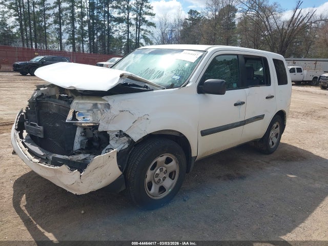 Honda PILOT LX 2015 5FNYF3H27FB013119 Image 2