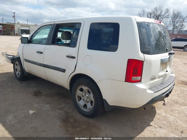 Honda PILOT LX 2015 5FNYF3H27FB013119 Image 3