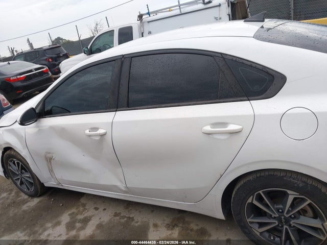 3KPF24AD5PE506812 KIA Forte Lxs