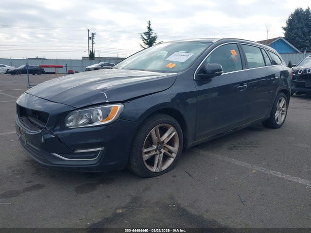 Volvo V60 T5 Premier 2015 YV126MEB0F1193000 Image 2