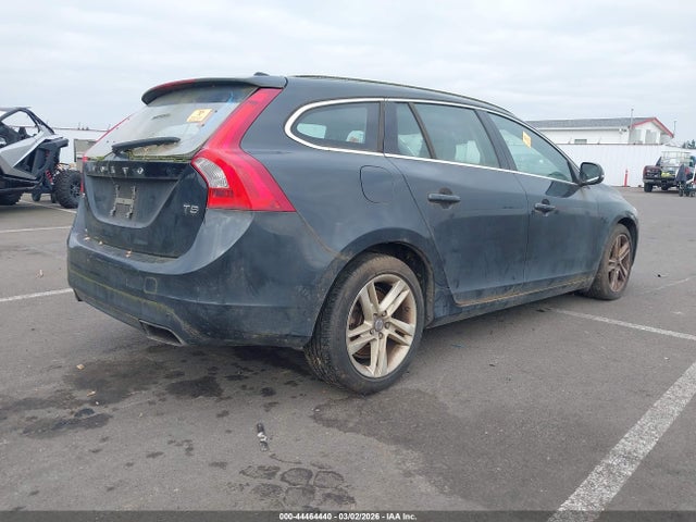 Volvo V60 T5 Premier 2015 YV126MEB0F1193000 Image 4