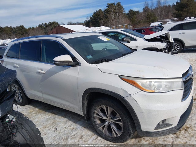 Toyota Highlander Xle V6 2015 5TDJKRFH5FS088324 Image 13