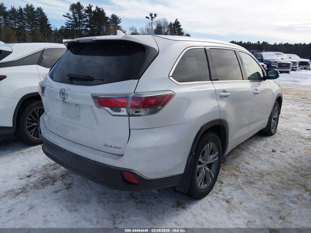 Toyota Highlander Xle V6 2015 5TDJKRFH5FS088324 Image 4