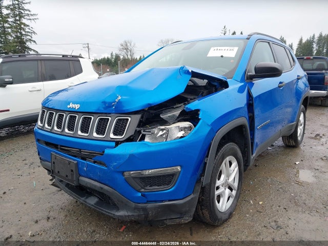 3C4NJDAB1JT107850 Jeep Compass Sport 4x4