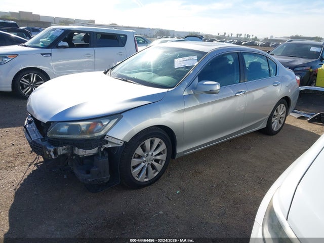 Honda ACCORD EX 2015 1HGCR2F77FA137539 Image 2