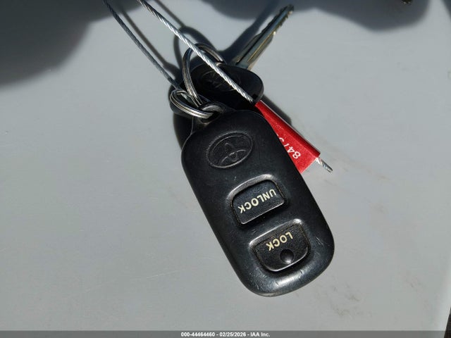44464460 :رقم المزاد ، 2T1BR38E03C153178 vin ، 2003 Toyota Corolla Le مزاد بيع