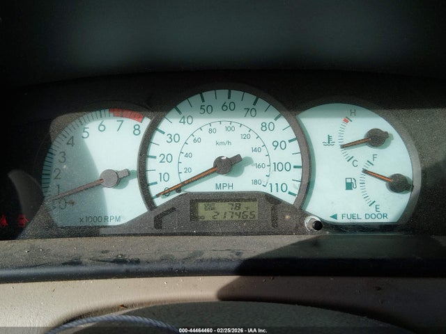 44464460 :رقم المزاد ، 2T1BR38E03C153178 vin ، 2003 Toyota Corolla Le مزاد بيع