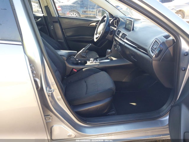 Продажа на аукционе авто 2016 Mazda Mazda3 I Sport, vin: JM1BM1U72G1306549, номер лота: 44464483