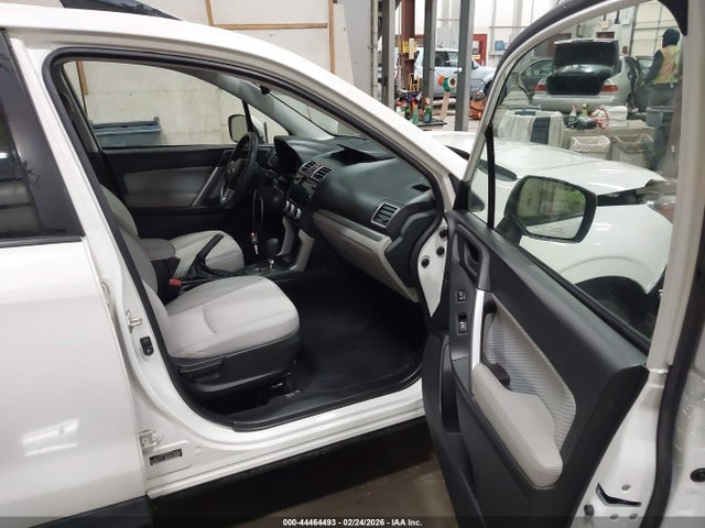 Продажа на аукционе авто 2017 Subaru Forester 2.5i Premium, vin: JF2SJAEC9HH470623, номер лота: 44464493