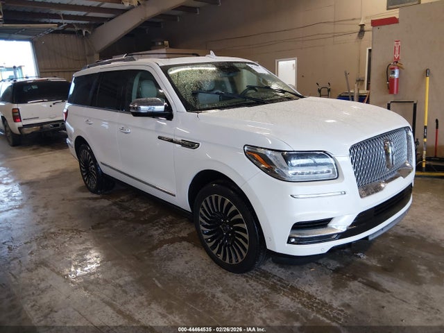 2021 LINCOLN NAVIGATOR 5LMJJ2TT8MEL01104