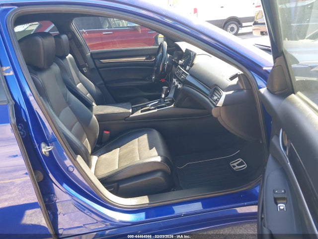 2019 HONDA ACCORD 1HGCV1F37KA045750 Photo 4