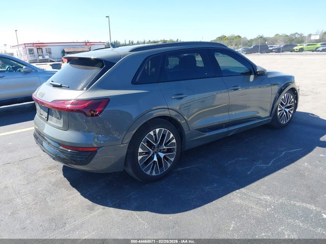 2024 AUDI Q8 E-TRON WA15AAGE1RB051562 Photo 3