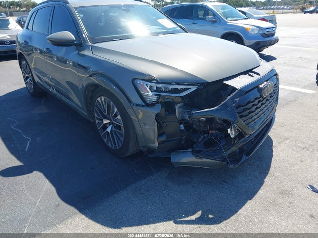 2024 AUDI Q8 E-TRON WA15AAGE1RB051562 Photo 5