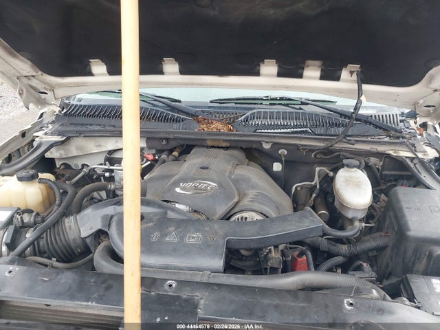 44464578 :رقم المزاد ، 1GYEK63N95R187973 vin ، 2005 Cadillac Escalade Standard مزاد بيع