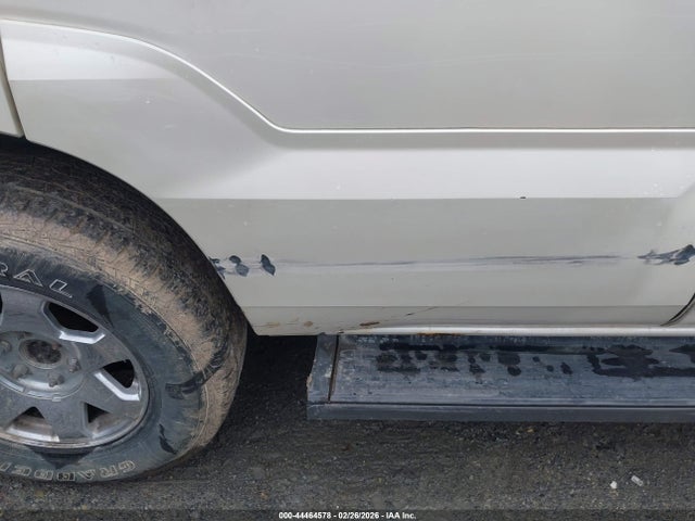 44464578 :رقم المزاد ، 1GYEK63N95R187973 vin ، 2005 Cadillac Escalade Standard مزاد بيع