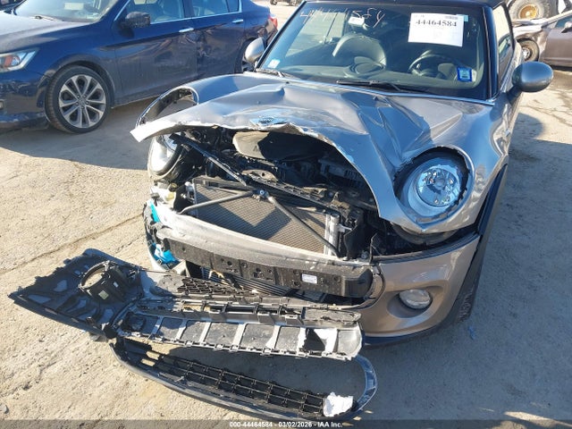 2017 MINI CONVERTIBLE WMWWG5C59H3C19737 Photo 5