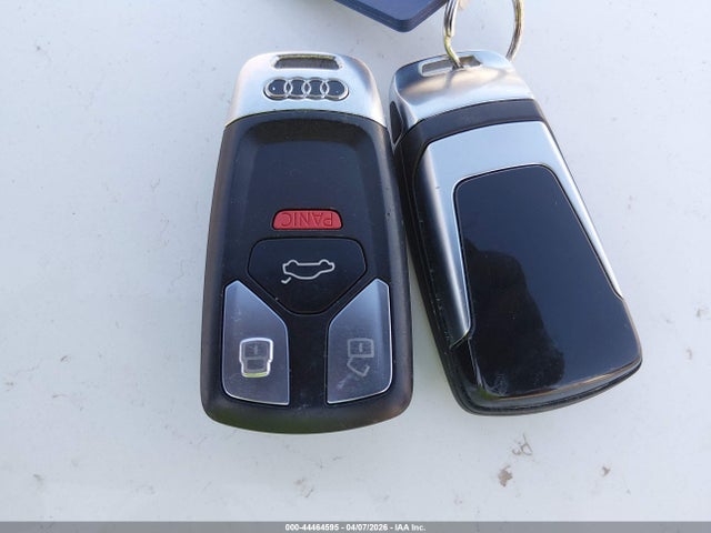 2017 AUDI A4 WAUKMAF44HN044933 Photo 10