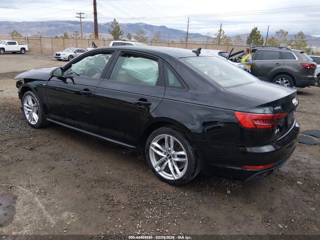 2017 AUDI A4 WAUKMAF44HN044933 Photo 2