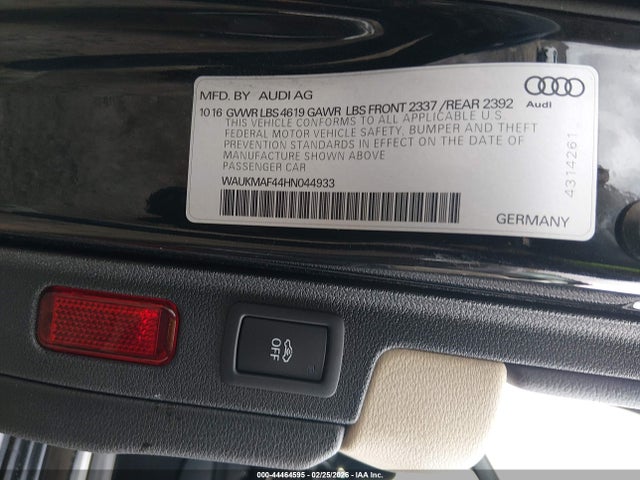 2017 AUDI A4 WAUKMAF44HN044933 Photo 8