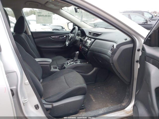5N1AT2MV2JC732378 Nissan ROGUE S