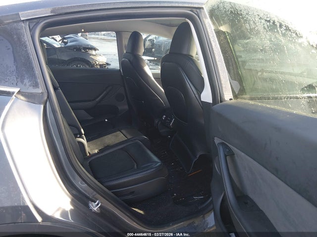 2023 Tesla Model Y Awd/long Range Dual Motor All-wheel Drive მანქანა იყიდება აუქციონზე, vin: 7SAYGAEE5PF672370, აუქციონის ნომერი: 44464615