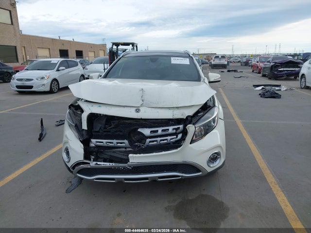 WDCTG4GB8JJ420389 Mercedes-Benz Gla 250 4matic