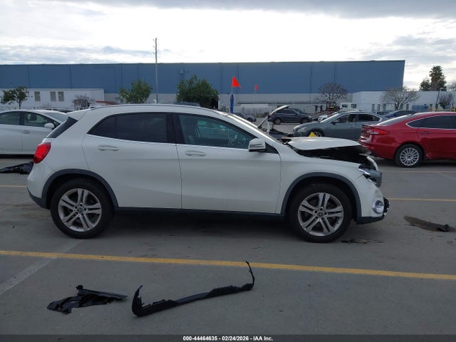 WDCTG4GB8JJ420389 Mercedes-Benz Gla 250 4matic