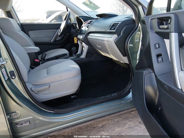 2016 Subaru Forester 2.5i Premium მანქანა იყიდება აუქციონზე, vin: JF2SJADCXGH552313, აუქციონის ნომერი: 44464667