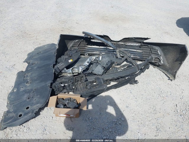 4T1B11HK6KU823928 Toyota CAMRY LE