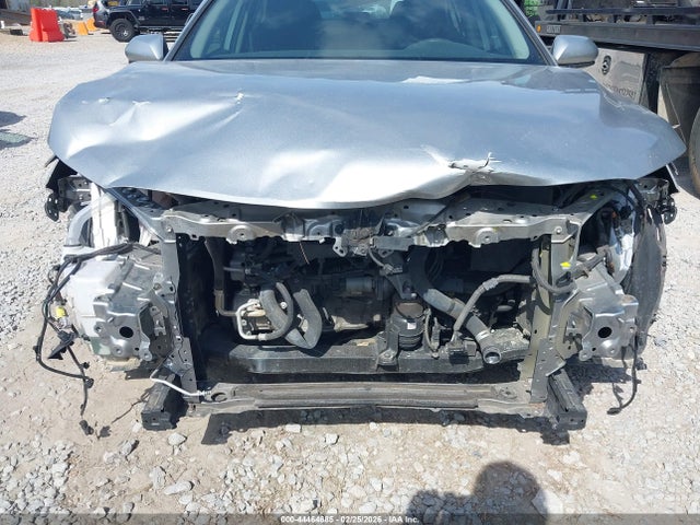 4T1B11HK6KU823928 Toyota CAMRY LE