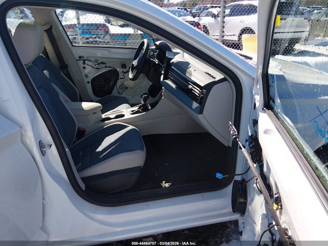 3VW7X7BU3SM064761 Volkswagen Jetta 1.5t Se