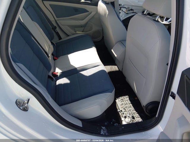 3VW7X7BU3SM064761 Volkswagen Jetta 1.5t Se
