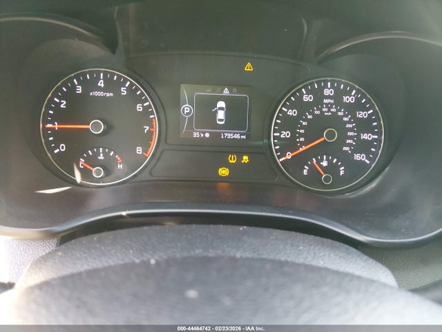 5XXGT4L36JG185965 KIA Optima Lx