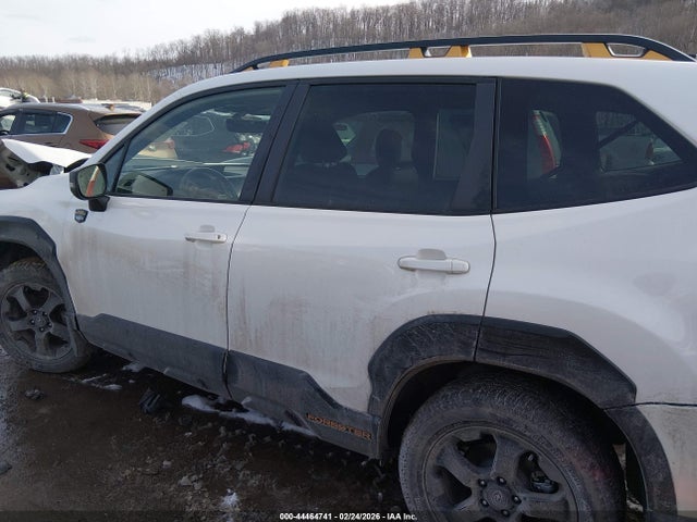 2024 Subaru Forester Wilderness მანქანა იყიდება აუქციონზე, vin: JF2SKAJC8RH428528, აუქციონის ნომერი: 44464741
