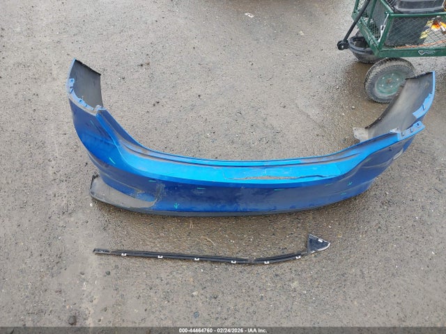 KMHD74LF4HU301181 Hyundai ELANTRA SE
