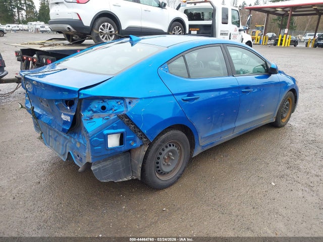 KMHD74LF4HU301181 Hyundai ELANTRA SE