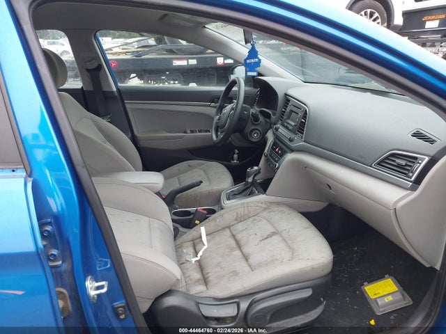 KMHD74LF4HU301181 Hyundai ELANTRA SE