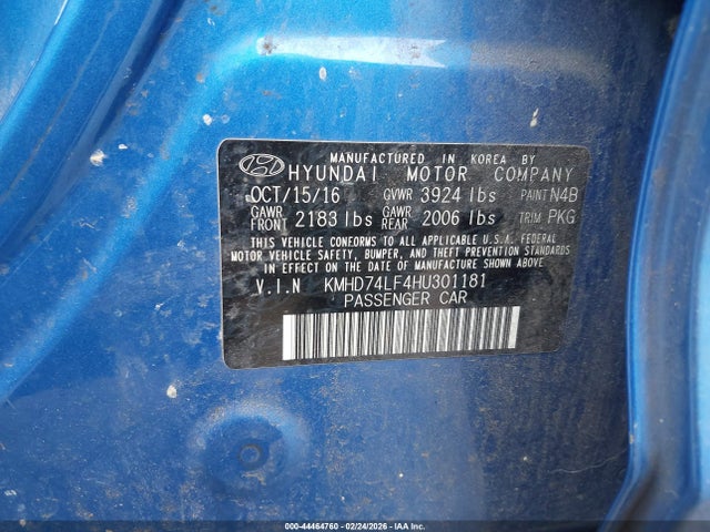 KMHD74LF4HU301181 Hyundai ELANTRA SE