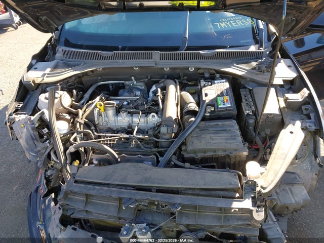 3VWC57BU0KM030328 Volkswagen Jetta 1.4t R-line/1.4t S/1.4t Se