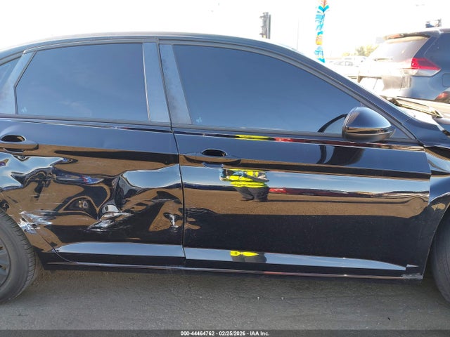 3VWC57BU0KM030328 Volkswagen Jetta 1.4t R-line/1.4t S/1.4t Se
